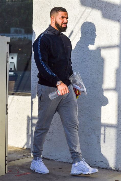 celebrities wearing jordan 1